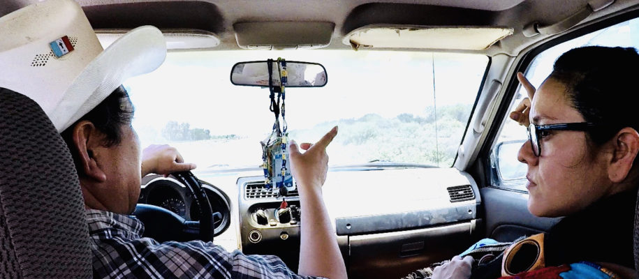 Mario Luna and Gizelxanath Rodriguez inside an automobile